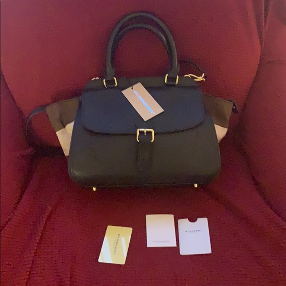 Limited Edition Burberry Two Way Purse - Picture 3 of 6